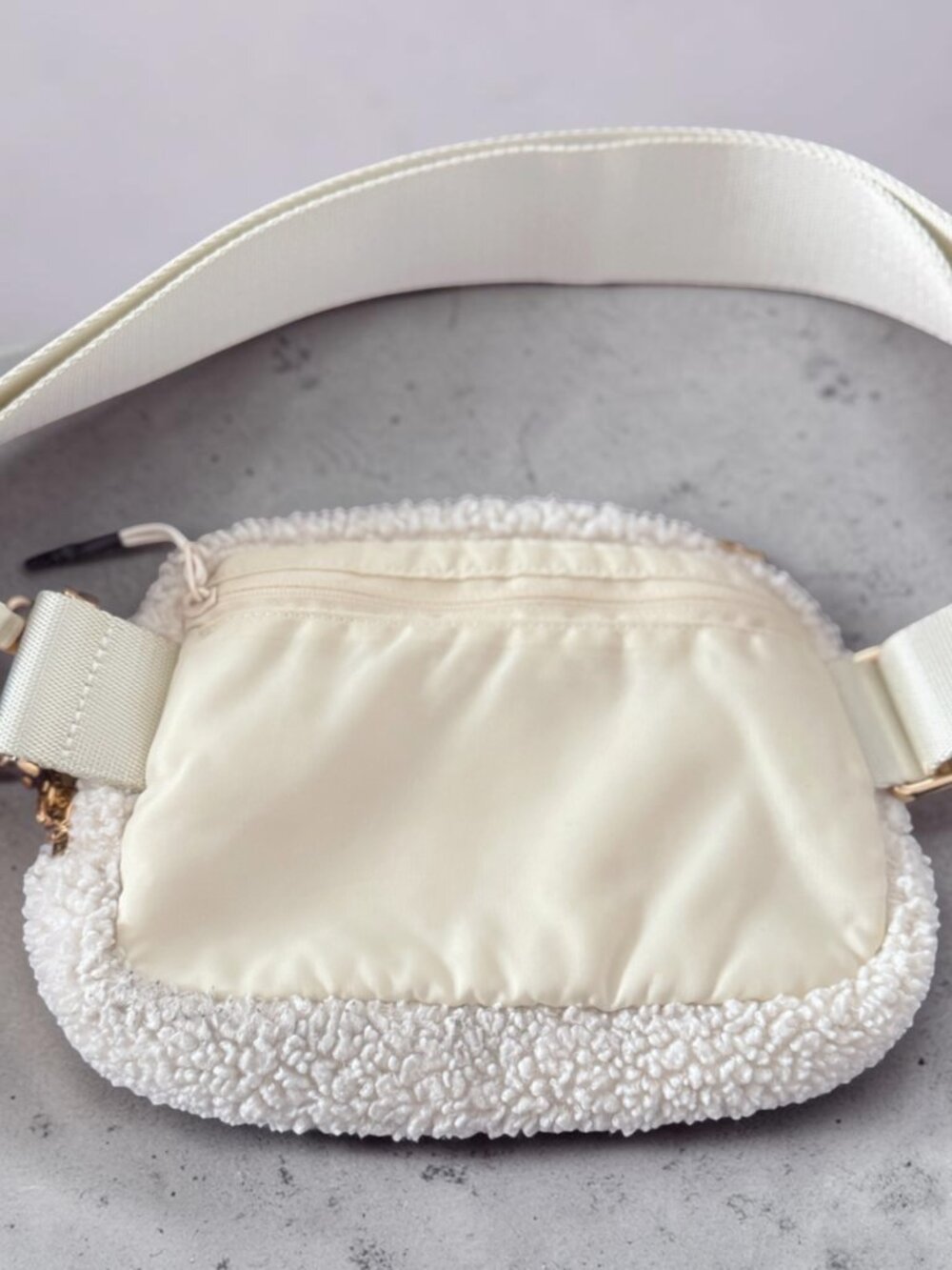 Unbranded Sherpa Belt Bag Cream Fanny Pack Crossbody Adjustable Strap - Picture 3 of 5